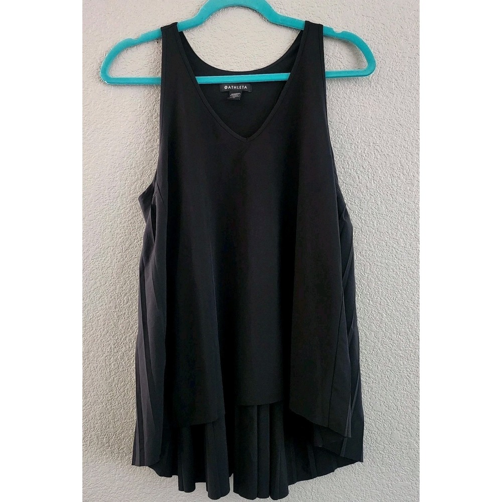 Athleta Zephyr‎ Pleated Back Tank Top Black Racerback Flowy Medium EUC